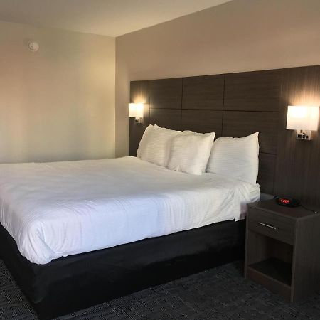 Days Inn & Suites By Wyndham Charleston Airport West North Charleston Eksteriør bilde